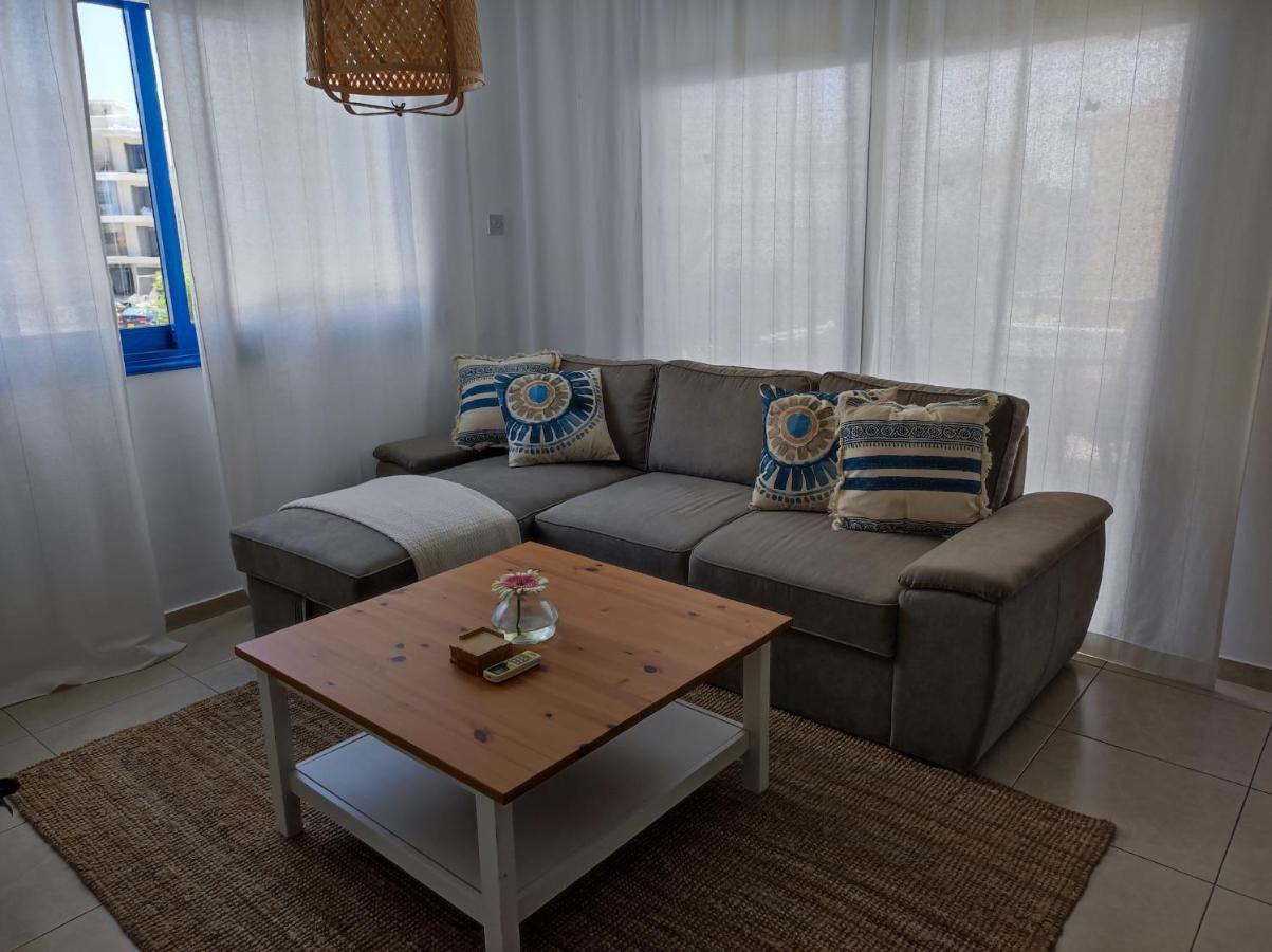 Appartement Marina Gardens à Paphos Extérieur photo