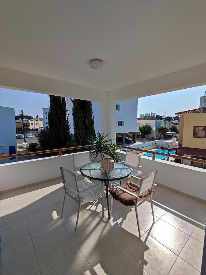 Appartement Marina Gardens à Paphos Extérieur photo