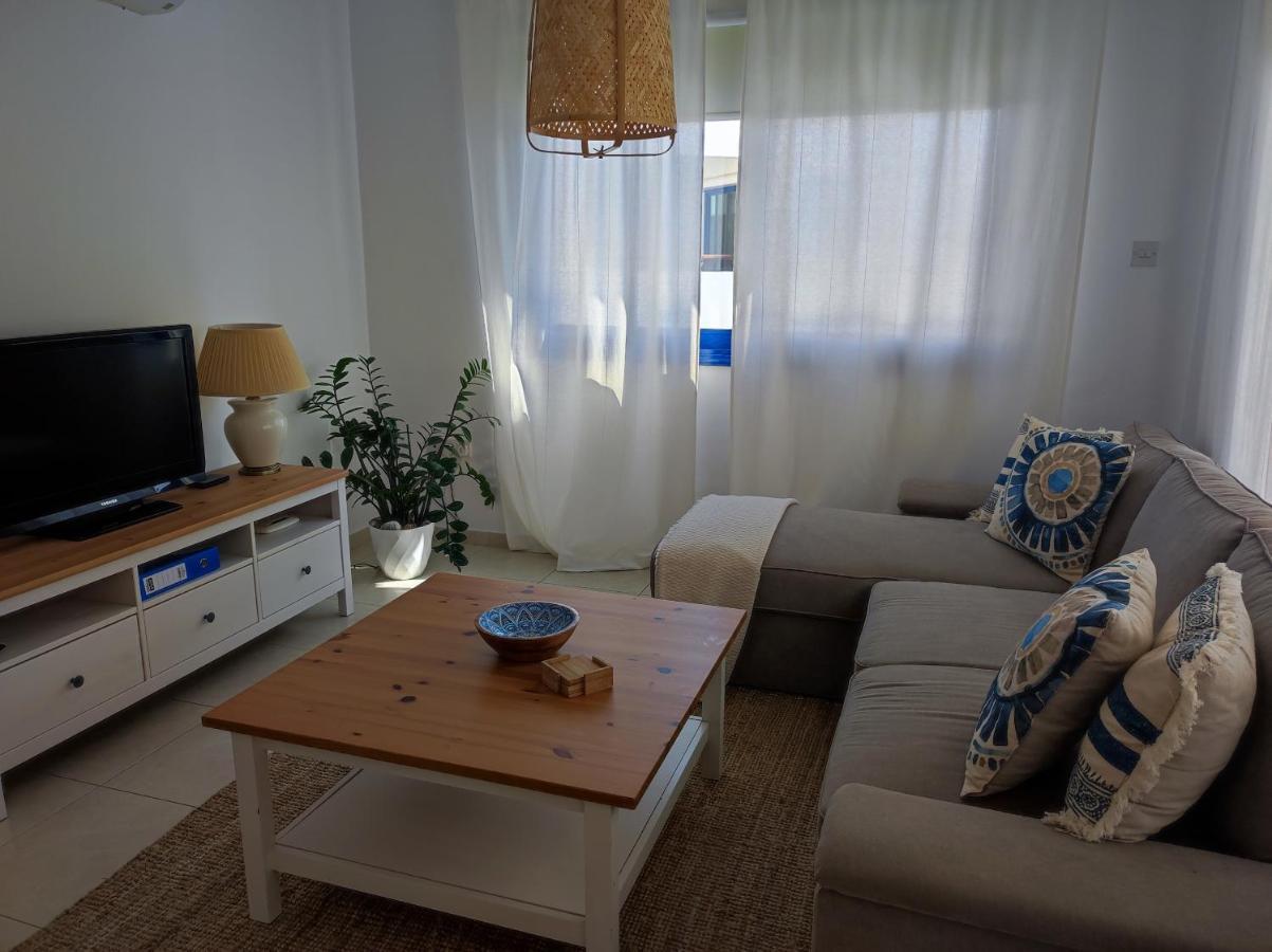 Appartement Marina Gardens à Paphos Extérieur photo