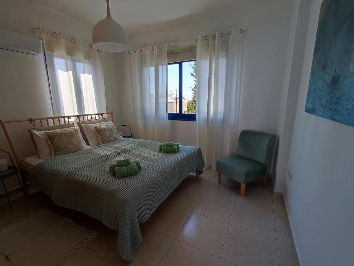 Appartement Marina Gardens à Paphos Extérieur photo